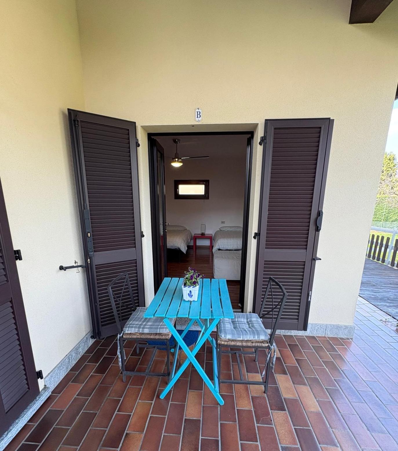 B&B Il Ciliegio Lomnago Exterior foto